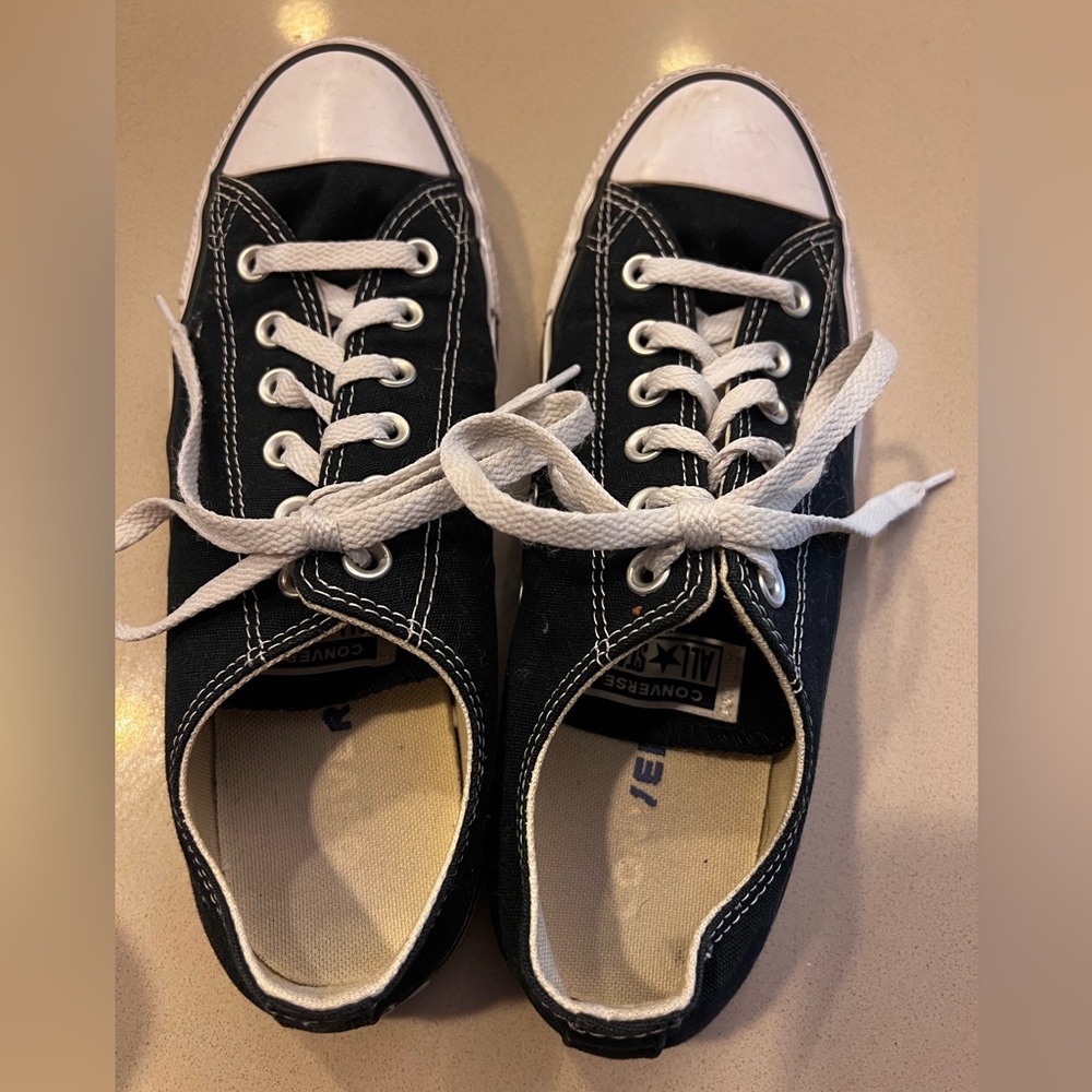 Converse women’s or men’s Black  Sneakers